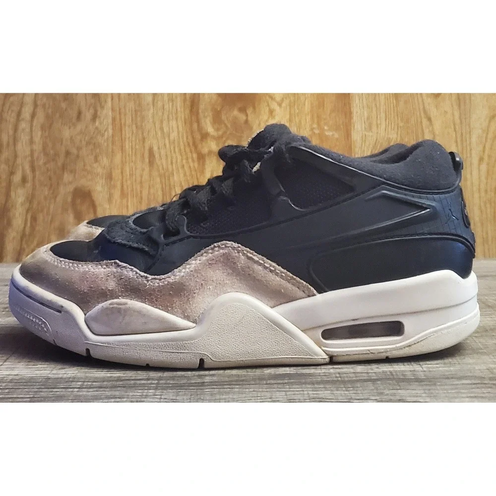 Air Jordan 4 Retro Modern Athletic Shoes Youth Size‎ 4Y Black